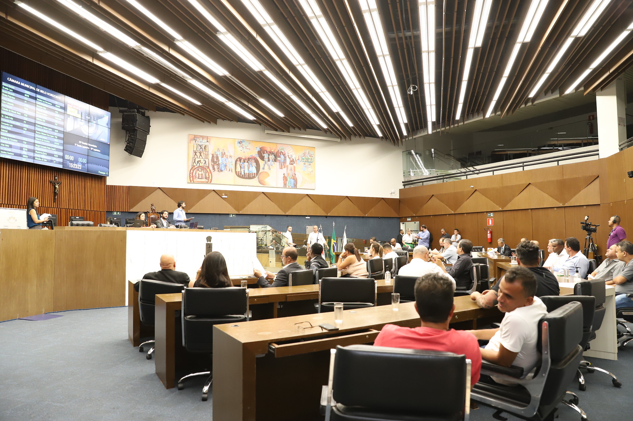 Cenários Dissonantes - Câmara Municipal de Belo Horizonte