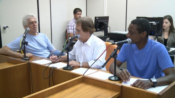 Vereadores Arnaldo Godoy, Ronaldo Gontijo (presidente) e Pelé do Vôlei participam da 14ª reunião ordinária da Comissão