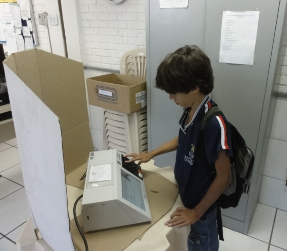 Dez escolas municipais vão eleger 41 vereadores mirins - Foto: Divulgação CMBH