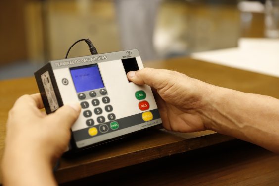 Mecanismo de votação do Plenário Amintas de Barros, da Câmara Municipal de Belo Horizonte
