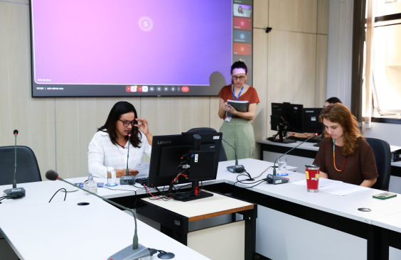 Vereadoras no Plenário Helvécio Arantes