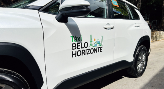 Lateral de táxi de Belo Horizonte