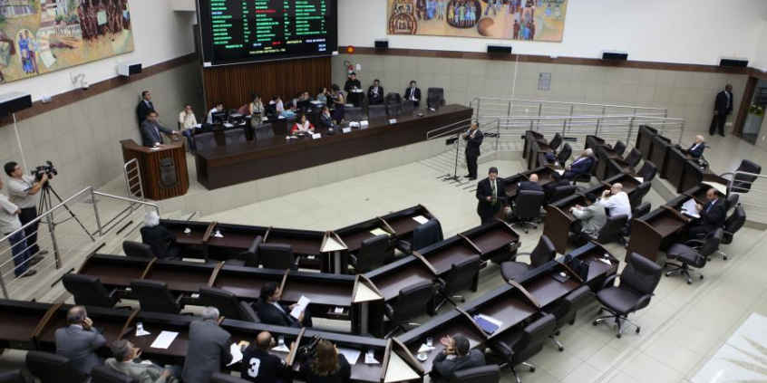 Vereadores mantêm seis vetos do Executivo a projetos da Casa