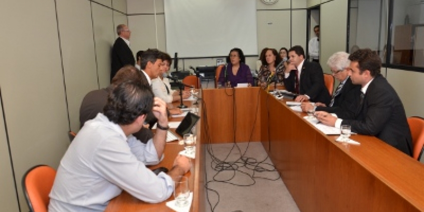 Serviços de operadoras é tema de audiência pública