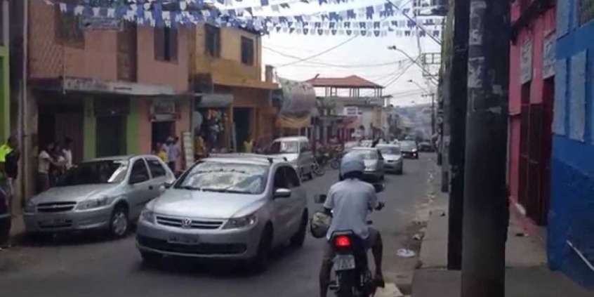 Crescimento desordenado do Alto Vera Cruz sobrecarregou vias locais (Imagem: YouTube)