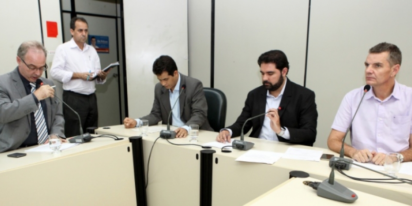Apreciado pela Comissão de Administração Pública, PL que proíbe varrição hidráulica já pode ir a plenário. Foto:Rafa Aguiar/CMBH