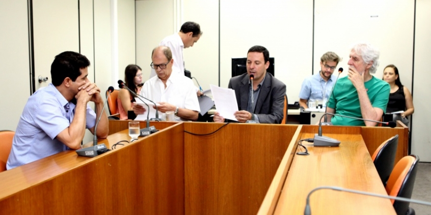 Vereadores também aprovam audiência para discutir o Carnaval de BH - Foto: Rafa Aguiar