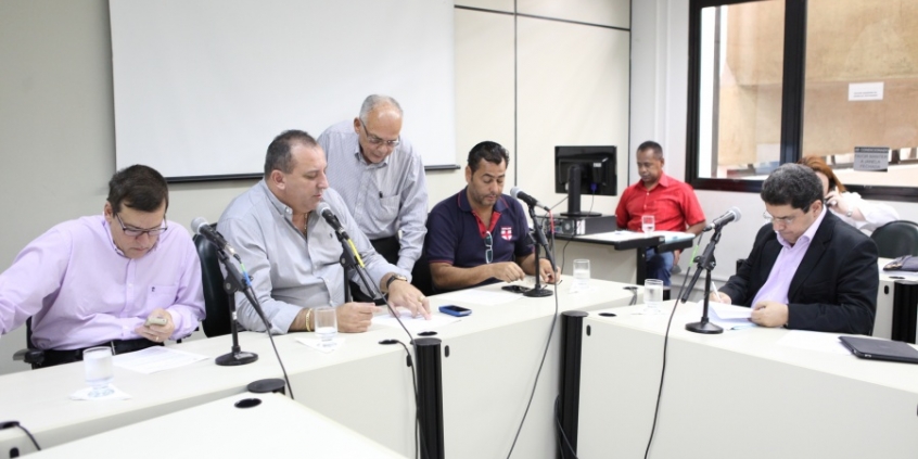 Comissão debaterá descarte de resíduos do desassoreamento da Lagoa da Pampulha. Foto: Mila Milowski