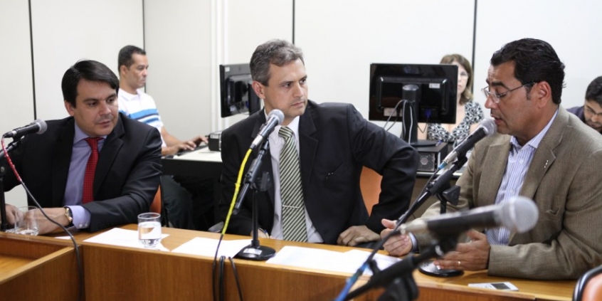 Jorge Santos, Sérgio Fernando Pinho Tavares e Autair Gomes querem verificar canteiro de obras e local do bota-fora