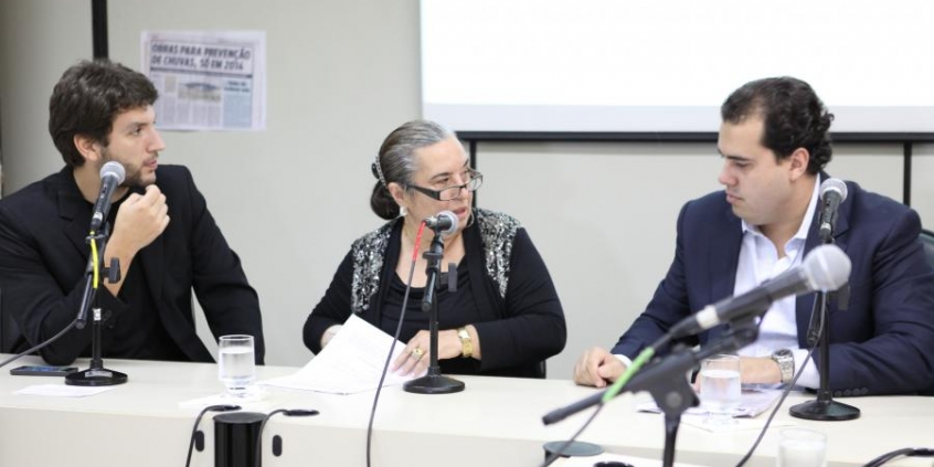 Vereadores Iran Barbosa, Elaine Matozinhos e Pablito na reunião da Comissão de Meio Ambiente e Política Urbana