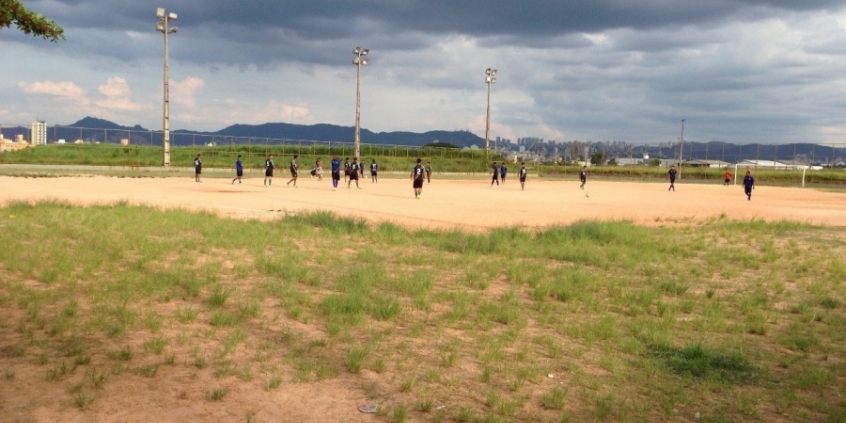 Campo do Aeroporto Carlos Prates / Foto: Gabinete Jorge Santos
