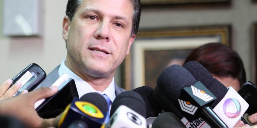 Presidente da CMBH, Léo Burguês de Castro, falou à imprensa sobre reitegração de posse