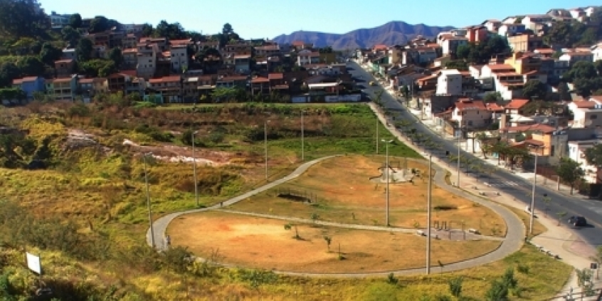 Vereadores foram à comunidade discutir situação do Parque Ecológico Teixeira Dias 