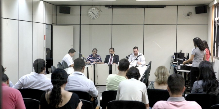 Vereadores Adriano Ventura, Moamed Rachid, Elvis Côrtes e Pedro Patrus na Comissão de Direitos Humanos e Defesa do Consumidor