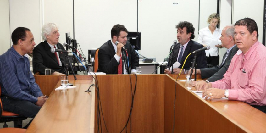 Comissão de Participação Popular define audiência pública sobre servidores