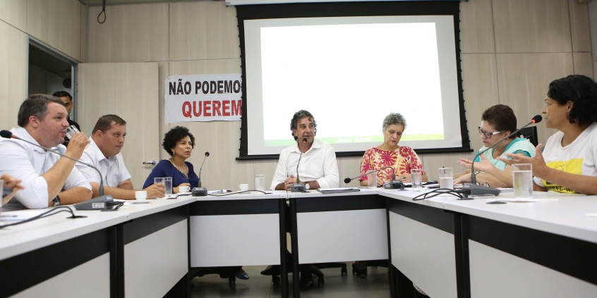 Vereadores em audiência pública da Comissão de Orçamento e Finanças