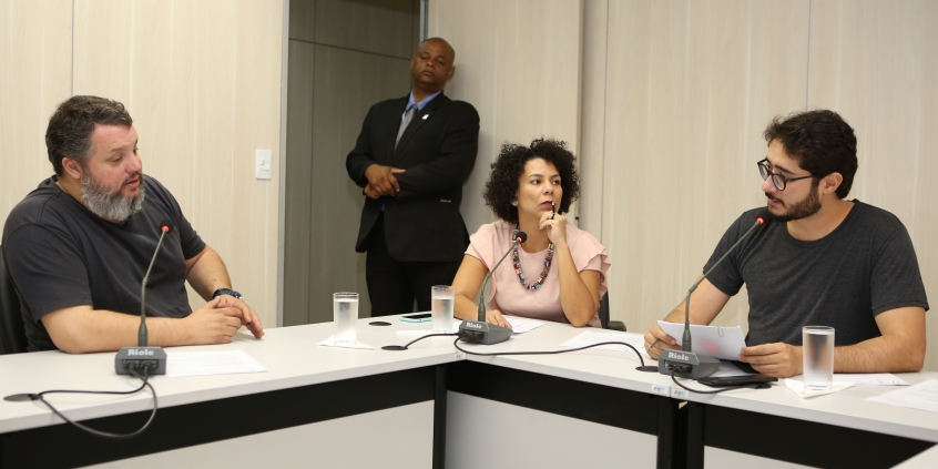 Comissão de Direitos Humanos faz reunião ordinária no Plenário Helvécio Arantes