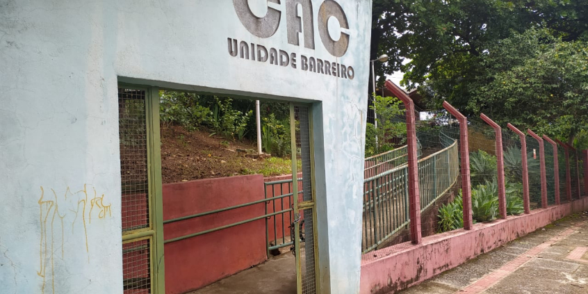 Em visita, Comissão pedirá a realização de obras de manutenção e de serviços de capina no CAC Barreiro