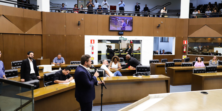 Vereadores no Plenário Amintas de Barros