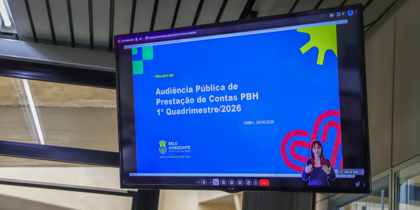 telão exibe apresentação