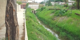 Córrego do Jatobá, no Bairro Mangueiras, Regional Barreiro