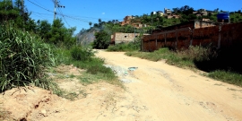 Pendente de regularização, Bairro Tiradentes não tem infraestrutura urbana 