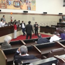 Vereadores limpam a pauta na Câmara
