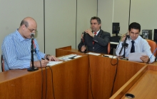 Comissão aprova treinamento em língua estrangeira para taxistas na Copa