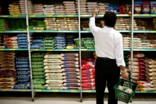 Reunião vai debater fechamento dos supermercados aos domingos . Foto: Marcelo Camargo/Agência Brasil