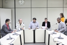 Comissão de Administração Pública - Foto: Mila Milowiski