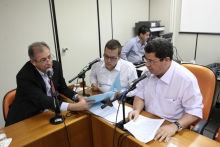 Alexandre Gomes, Leonardo Mattos e Tarcísio Caixeta participam da reunião, que também contou com a presença de Autair Gomes