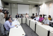 Comissão discute saneamento do Córrego Ponte Queimada e abertura de via no Palmeiras