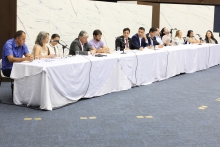Atendimento inadequado em ônibus adaptados foi um dos problemas apontados em audiência 