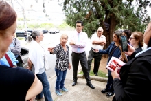 Vereador, moradores e técnicos da BHTrans em visita técnica na Rua Francisco Sales, na Floresta